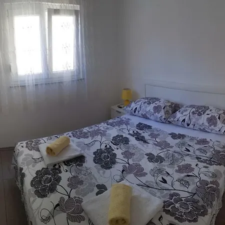 Apartman Andrea Zára Kültér fotó