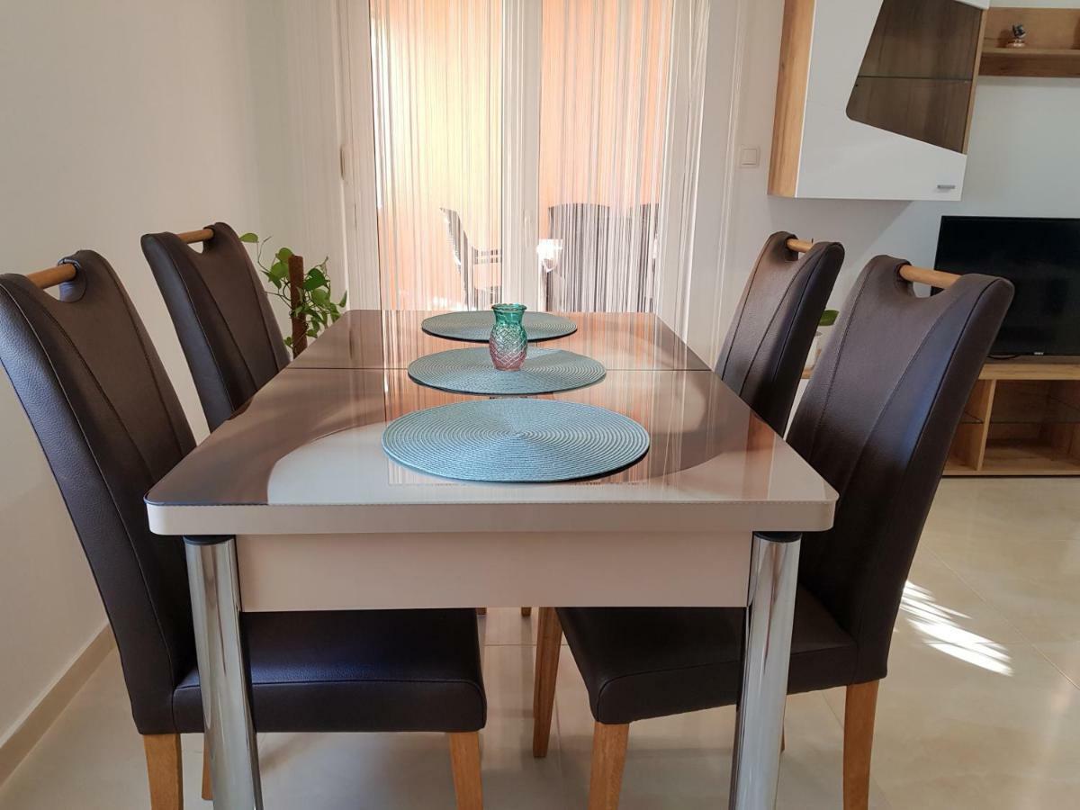 Andrea Apartman *